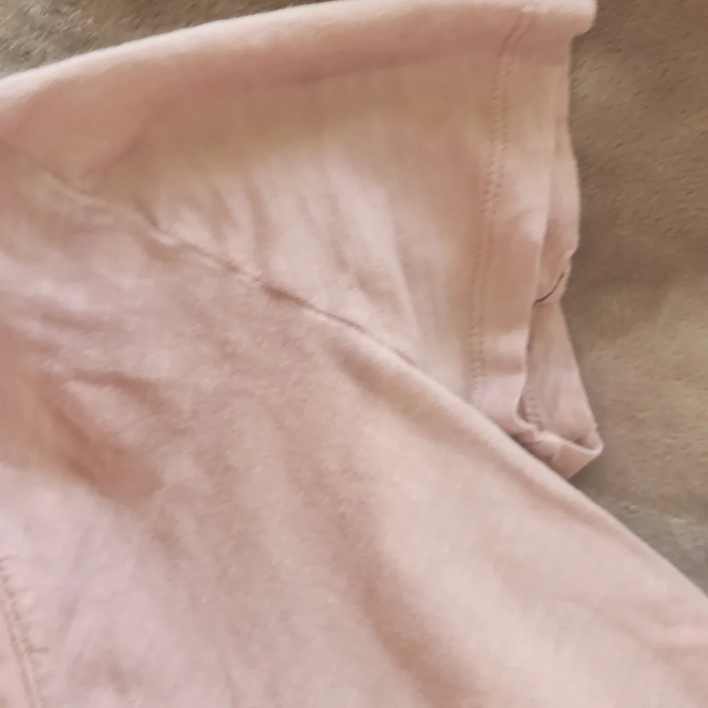 Madewell Blush V-Neck Short Sleeve Tee - Picture 3 of 5